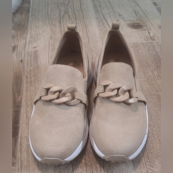 NWOB Blondo Melody Waterproof Tan &White Slip-On Sneakers with Chunky Sole Sz 11 - Picture 4 of 9